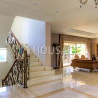 Villa in Republic of Cyprus, Lemesou, 740 sq.m.