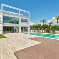 Villa in Republic of Cyprus, Lemesou, 550 sq.m.