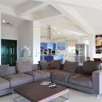 Villa in Republic of Cyprus, Eparchia Pafou, Nicosia, 500 sq.m.