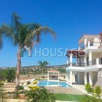 Villa in Republic of Cyprus, Eparchia Pafou, Nicosia, 950 sq.m.