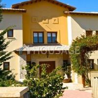 Вилла на Кипре, Пафос, Никосия, 310 кв.м.