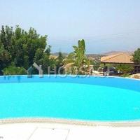 Villa in Republic of Cyprus, Eparchia Pafou, Nicosia, 357 sq.m.