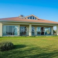Villa in Republic of Cyprus, Eparchia Larnakas, 160 sq.m.