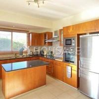 Villa in Republic of Cyprus, Eparchia Pafou, Nicosia, 192 sq.m.