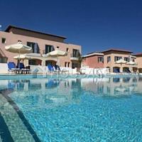 Townhouse in Republic of Cyprus, Eparchia Pafou, Nicosia, 90 sq.m.