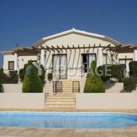 Бунгало на Кипре, Пафос, Никосия, 180 кв.м.