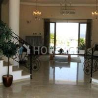 Villa in Republic of Cyprus, Eparchia Pafou, Nicosia, 400 sq.m.