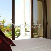 Villa in Republic of Cyprus, Eparchia Pafou, Nicosia, 400 sq.m.