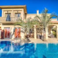 Villa in Republic of Cyprus, Lemesou, 550 sq.m.