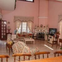 Villa in Republic of Cyprus, Eparchia Pafou, Nicosia, 500 sq.m.