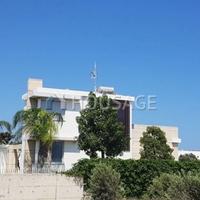 Дом на Кипре, Ларнака, 275 кв.м.