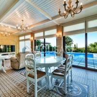 Villa in Republic of Cyprus, Eparchia Pafou, Nicosia, 300 sq.m.