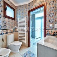 Villa in Republic of Cyprus, Eparchia Pafou, Nicosia, 300 sq.m.