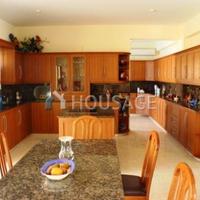 House in Republic of Cyprus, Eparchia Larnakas, Larnaca, 500 sq.m.