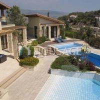 House in Republic of Cyprus, Lemesou, 680 sq.m.