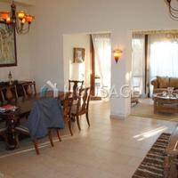 House in Republic of Cyprus, Eparchia Larnakas, Larnaca, 350 sq.m.