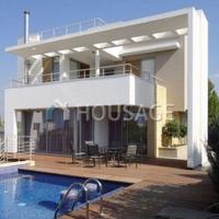 Villa in Republic of Cyprus, Eparchia Pafou, Nicosia, 300 sq.m.