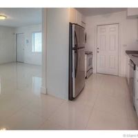 Rental house in the USA, Florida, Miami, 391 sq.m.