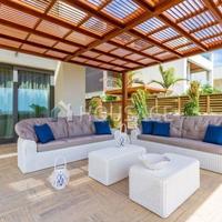 Villa in Republic of Cyprus, Lemesou, 520 sq.m.