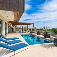 Villa in Republic of Cyprus, Lemesou, 520 sq.m.