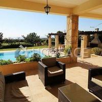 Villa in Republic of Cyprus, Eparchia Pafou, Nicosia, 400 sq.m.