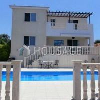 Villa in Republic of Cyprus, Eparchia Pafou, Nicosia, 160 sq.m.
