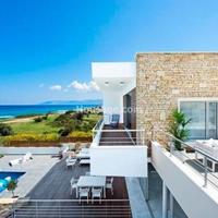 Villa in Republic of Cyprus, Eparchia Pafou, Nicosia, 419 sq.m.
