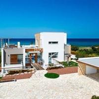 Villa in Republic of Cyprus, Eparchia Pafou, Nicosia, 419 sq.m.