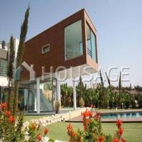 Villa in Republic of Cyprus, Eparchia Pafou, Nicosia, 490 sq.m.
