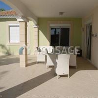 House in Republic of Cyprus, Lemesou, 242 sq.m.