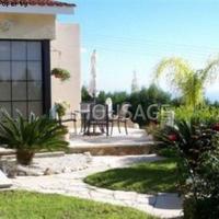 Villa in Republic of Cyprus, Eparchia Pafou, Nicosia, 200 sq.m.