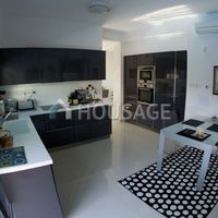 Other commercial property in Republic of Cyprus, Lemesou, 114 sq.m.