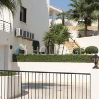 Villa in Republic of Cyprus, Eparchia Pafou, Nicosia, 350 sq.m.