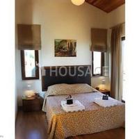Villa in Republic of Cyprus, Eparchia Pafou, Nicosia, 320 sq.m.