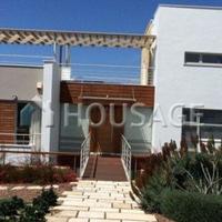 Villa in Republic of Cyprus, Eparchia Pafou, Nicosia, 425 sq.m.