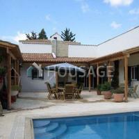 Villa in Republic of Cyprus, Eparchia Pafou, Nicosia, 450 sq.m.