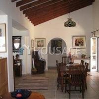 Villa in Republic of Cyprus, Eparchia Pafou, Nicosia, 450 sq.m.