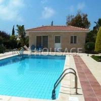 Villa in Republic of Cyprus, Eparchia Pafou, Nicosia, 677 sq.m.