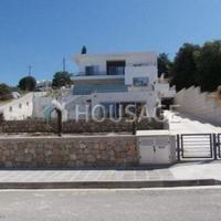 Villa in Republic of Cyprus, Eparchia Pafou, Nicosia, 750 sq.m.