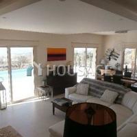 Villa in Republic of Cyprus, Eparchia Pafou, Nicosia, 210 sq.m.