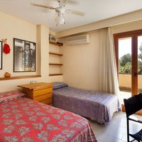 Villa in Spain, Balearic Islands, Palma, 260 sq.m.