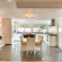 Villa in Spain, Balearic Islands, Palma, 290 sq.m.