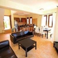Villa in Republic of Cyprus, Eparchia Pafou, Nicosia, 130 sq.m.