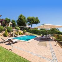 Villa in Spain, Balearic Islands, Palma, 450 sq.m.