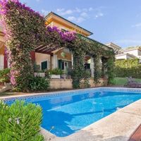 Villa in Spain, Balearic Islands, Palma, 380 sq.m.