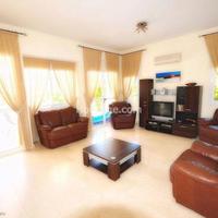 Villa in Republic of Cyprus, Eparchia Pafou, Nicosia, 200 sq.m.