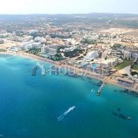 Дом на Кипре, Фамагуста, 720 кв.м.