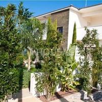 Дом на Кипре, Фамагуста, 200 кв.м.