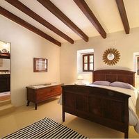 Дом в Испании, Балеарские Острова, Пальма, 1375 кв.м.