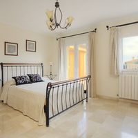 Villa in Spain, Balearic Islands, Palma, 483 sq.m.